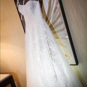 wedding dress